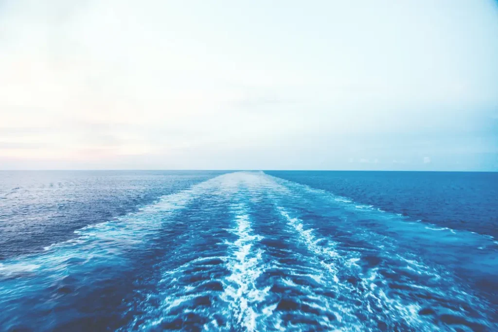 A Qué Velocidad Viaja Un Crucero En Promedio